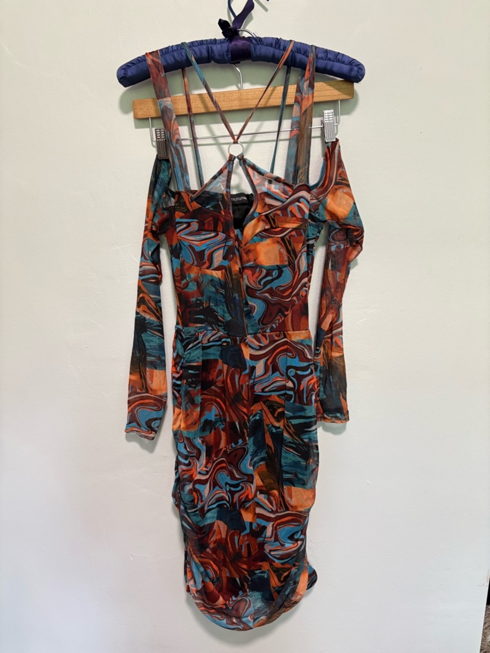 PrettyLittleThing Teal & Rust Abstract Cold-Shoulder Midi Dress